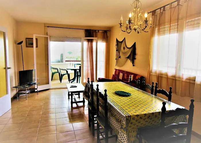 Apartment Port Nou Ii. Luminoso 6 En - Buena Ubicacion - Es-258-42 Roses