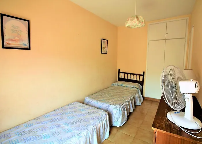 Apartment Port Nou Ii. Luminoso 6 En - Buena Ubicacion - Es-258-42